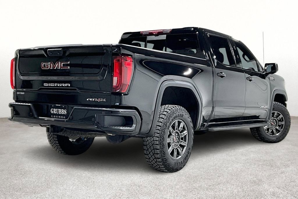 Used 2024 GMC Sierra 1500 AT4X image 2