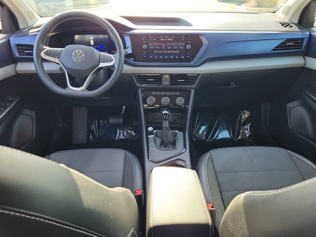 Used 2023 Volkswagen Taos SE w/ Black Wheel Package FWD image 12
