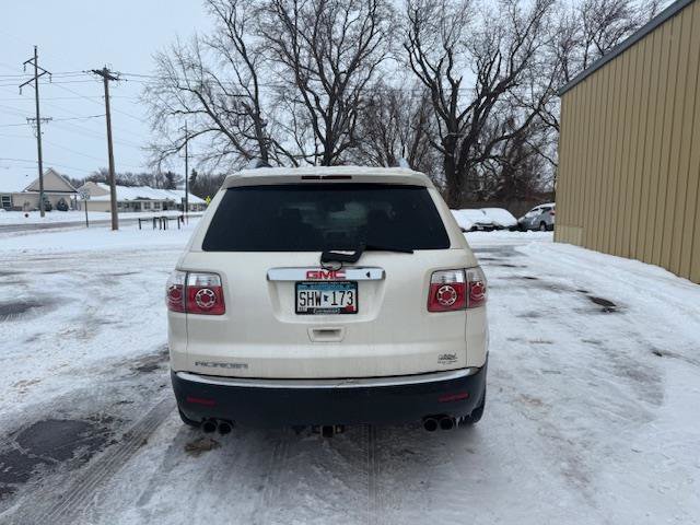 Used 2008 GMC Acadia SLT w/ Convenience Package image 8