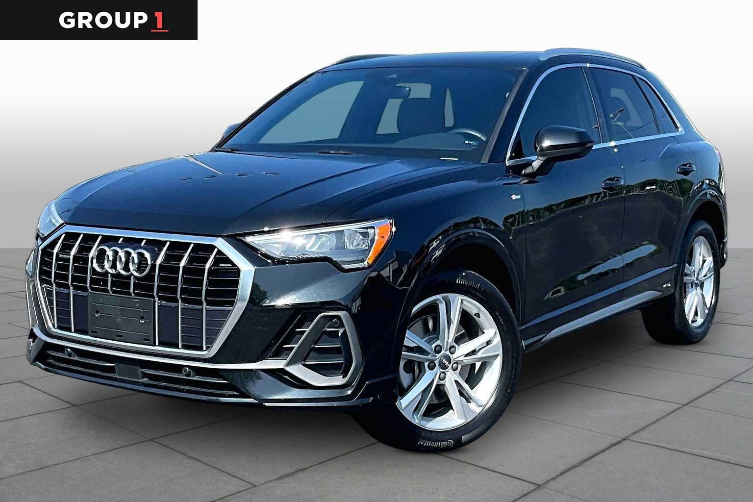 Used 2020 Audi Q3 2.0T Premium w/ Convenience Package AWD/4WD image 1