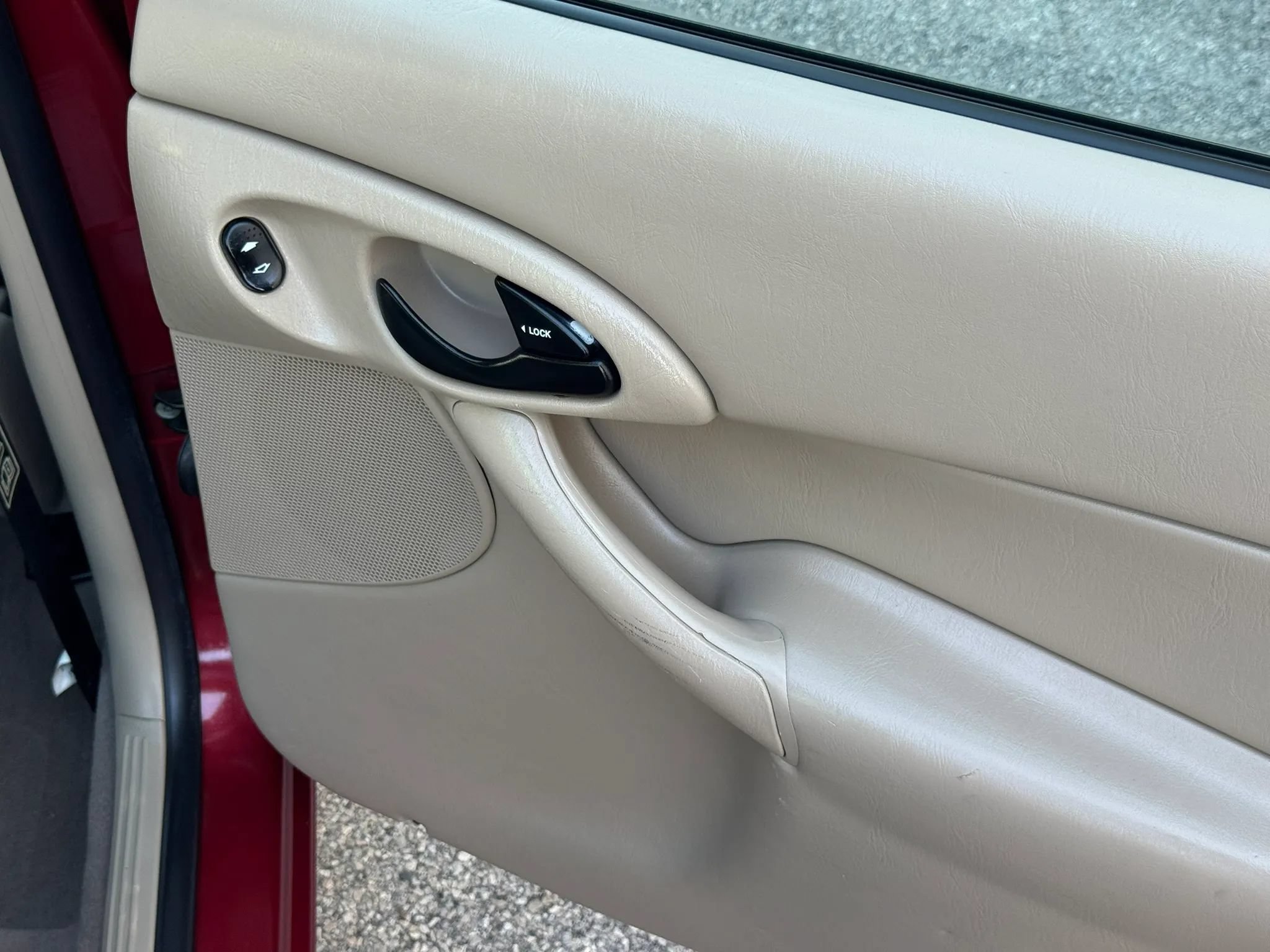 Used 2003 Ford Focus SE FWD image 24