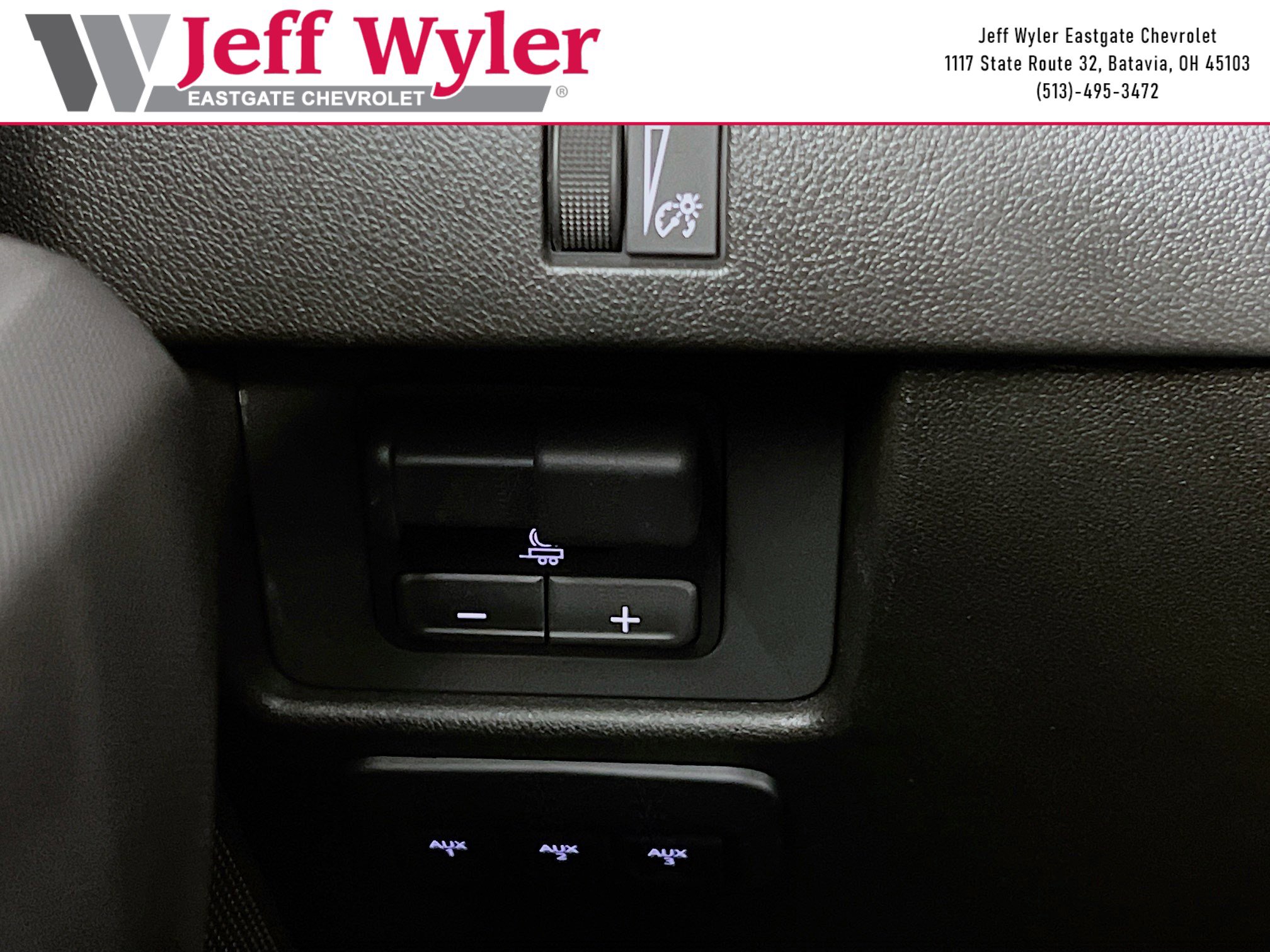 New 2026 Chevrolet Colorado Trail Boss w/ Off-Road Front Bumper Package image 14