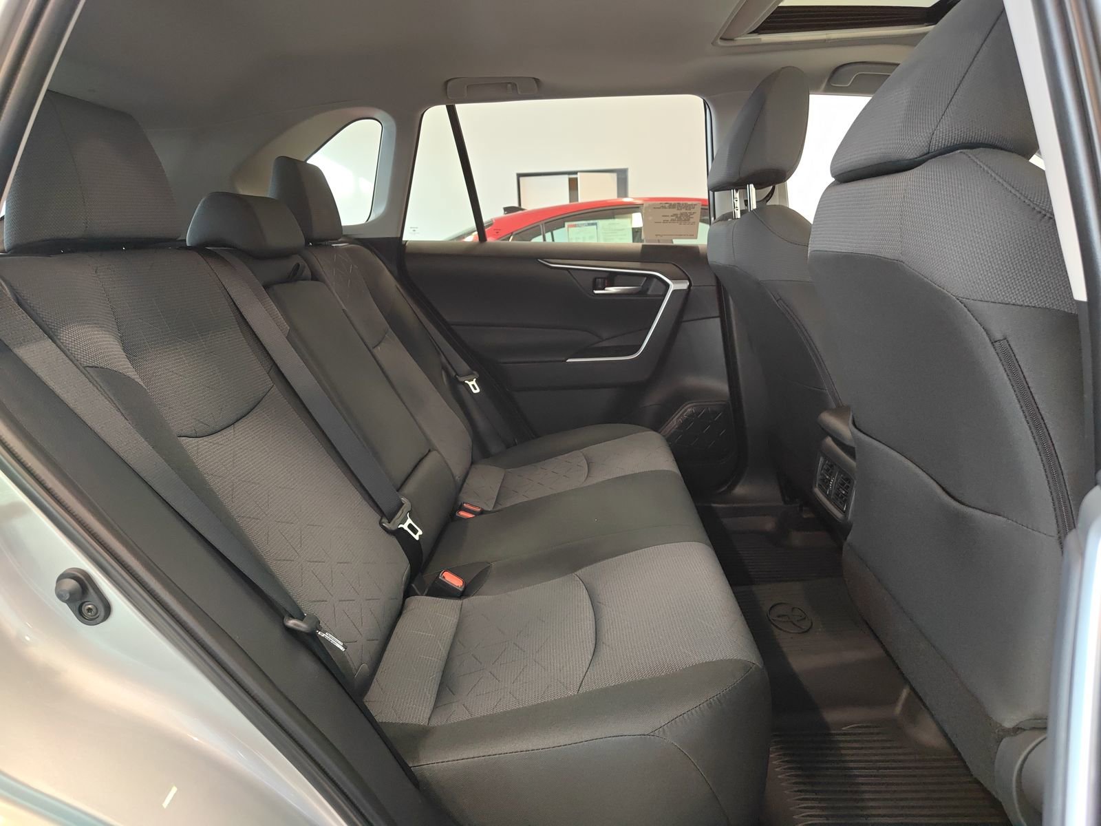 New 2025 Toyota RAV4 XLE w/ Convenience Package image 20