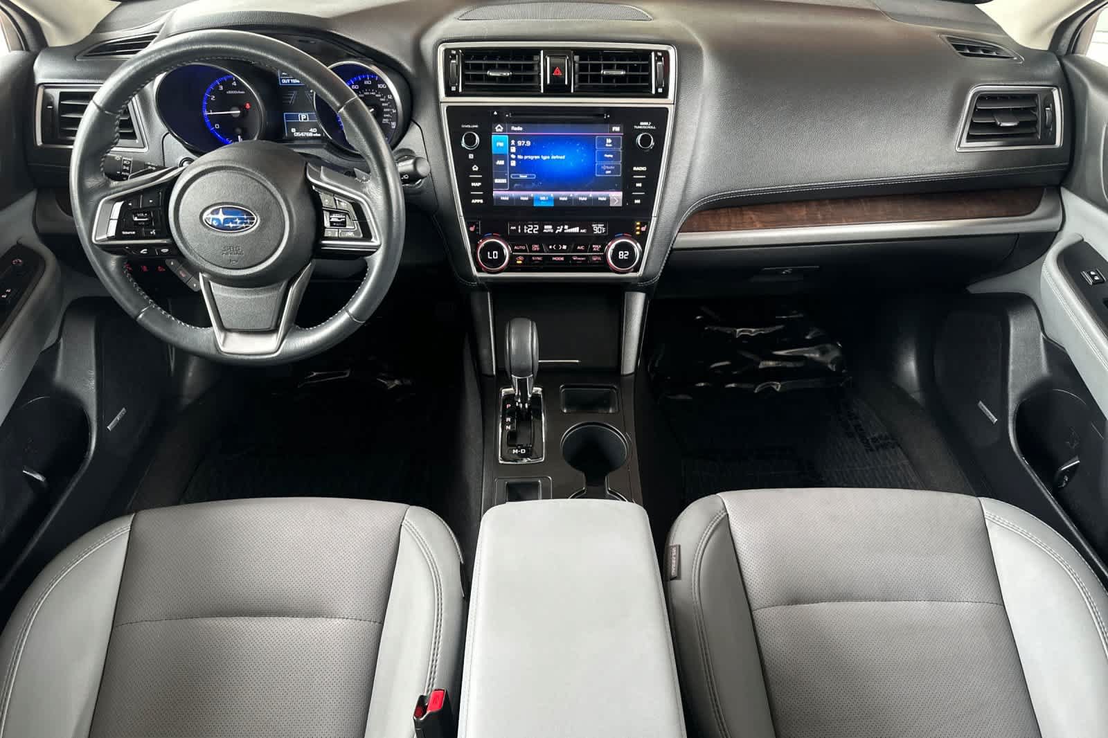 Used 2019 Subaru Outback 3.6R Limited AWD/4WD image 3