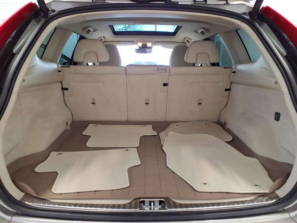 Used 2015 Volvo XC60 T5 image 25