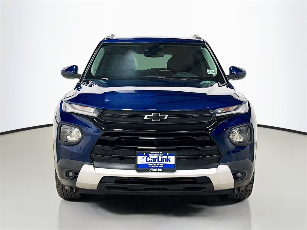 Used 2022 Chevrolet TrailBlazer LT w/ LPO, Blackout Package image 2