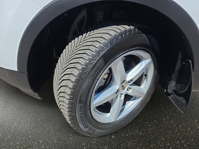 Used 2017 Ford Explorer XLT AWD/4WD image 36