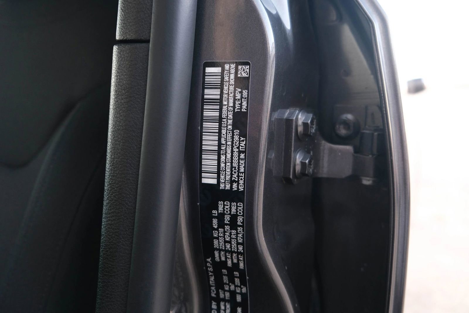 Used 2017 Jeep Renegade Latitude image 46