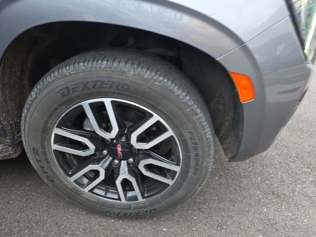 Used 2021 GMC Yukon XL AT4 image 4