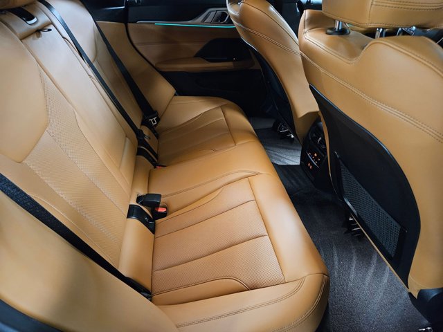 Used 2022 BMW 430i Gran Coupe w/ M Sport Package RWD image 18
