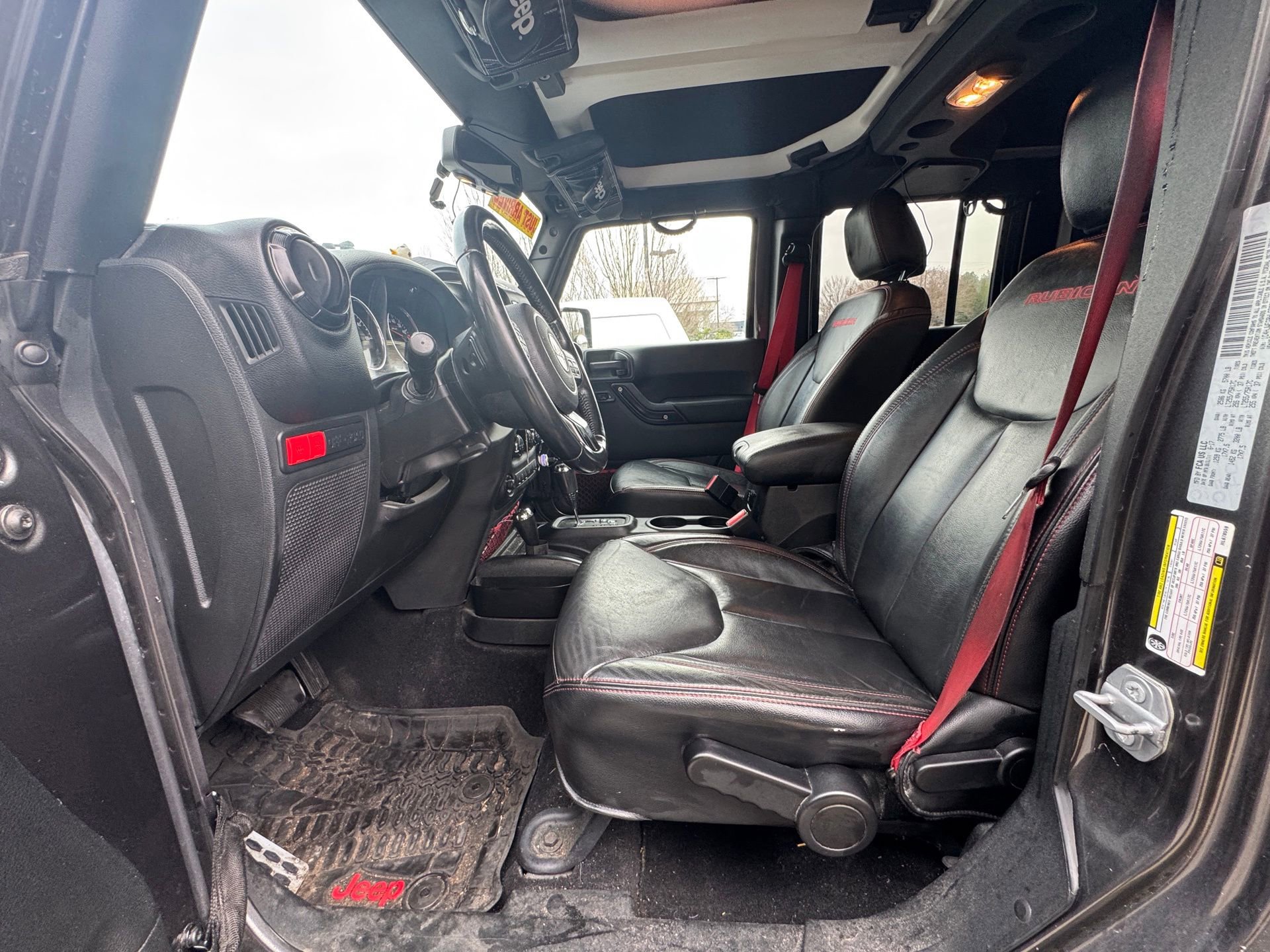 Used 2017 Jeep Wrangler Unlimited Rubicon image 4