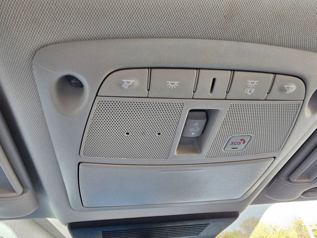 Used 2024 Nissan Armada SL w/ Captain's Chairs Package RWD image 28