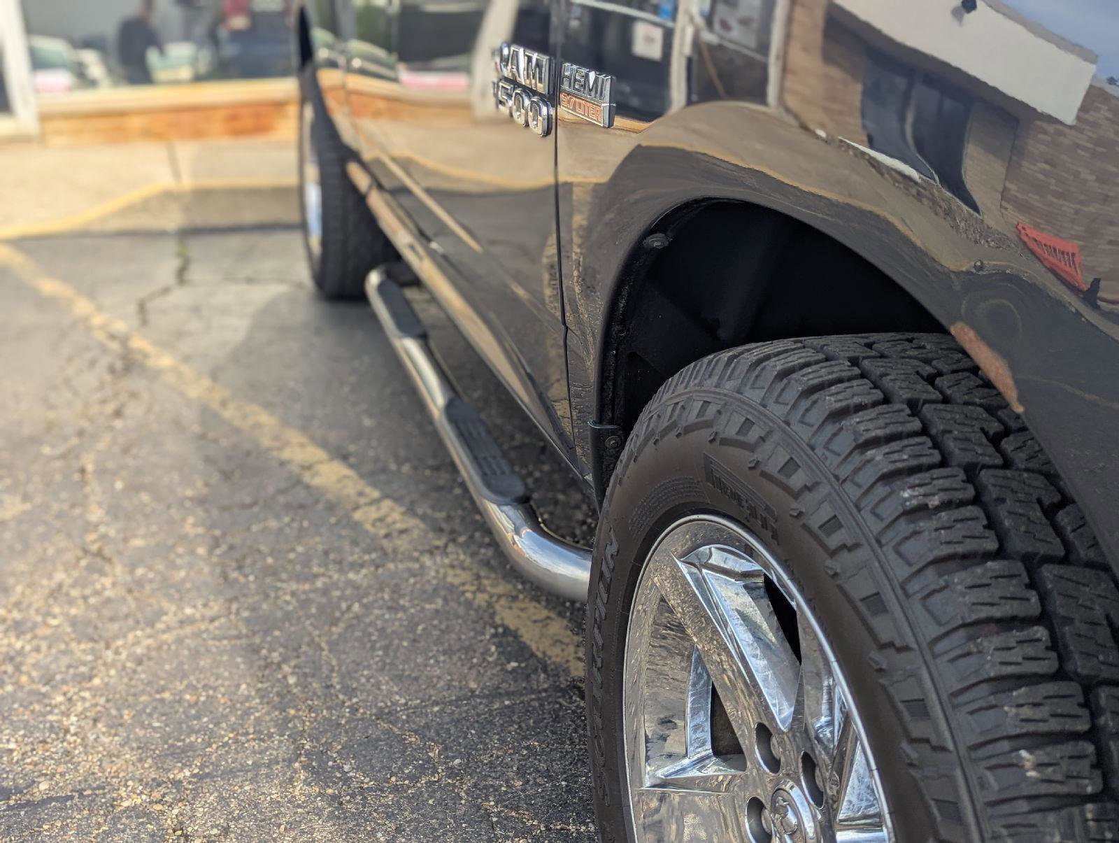 Used 2017 RAM 1500 Express w/ Express Value Package AWD/4WD image 28