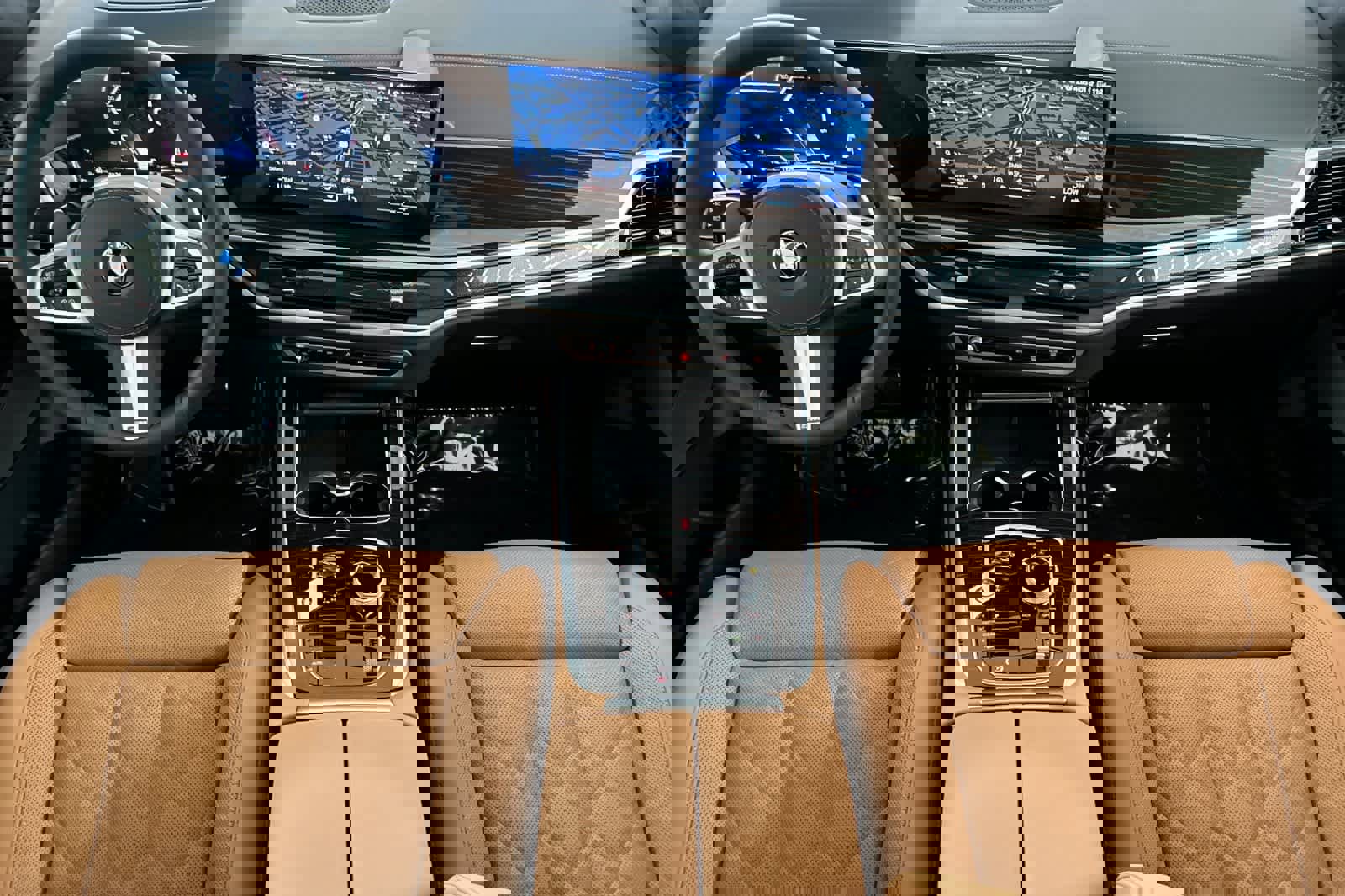 Used 2026 BMW X7 xDrive40i w/ M Sport Package image 3