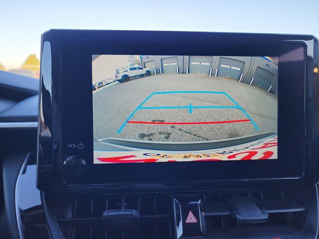 Used 2025 Toyota Corolla LE image 18