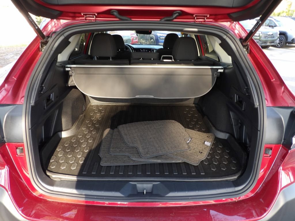 Used 2024 Subaru Outback Premium image 25