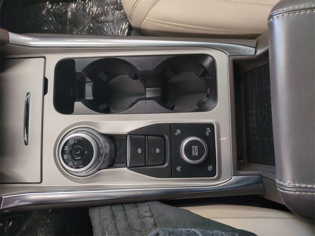 Used 2023 Ford Explorer Platinum w/ Technology Package image 29