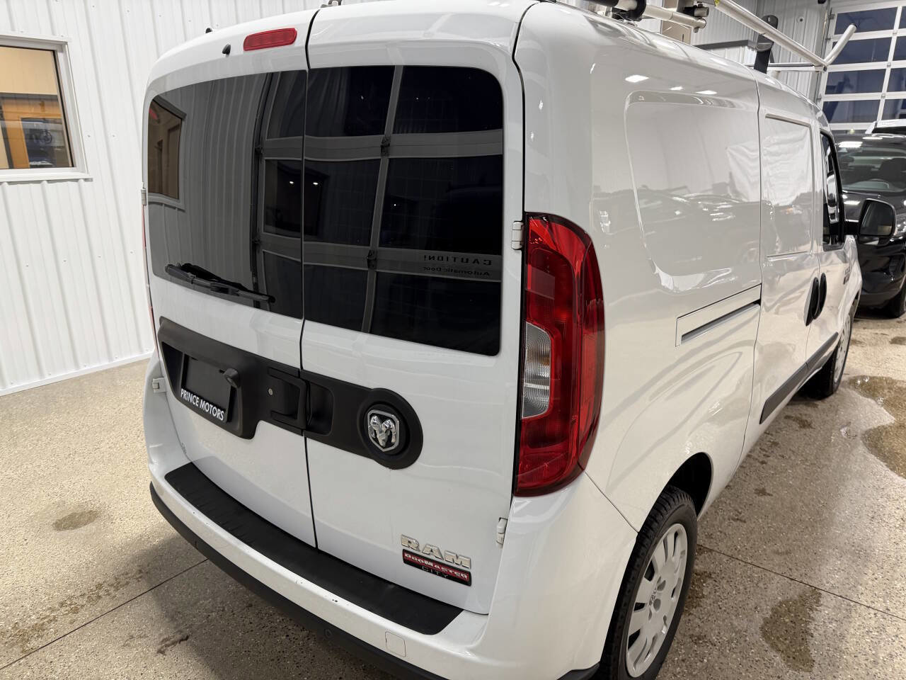 Used 2018 RAM ProMaster City Tradesman SLT image 10