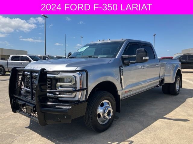 Used 2024 Ford F350 Lariat w/ Lariat Ultimate Package image 3