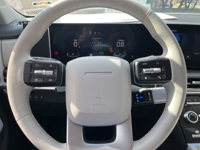 Used 2024 Hyundai Santa Fe SE image 10