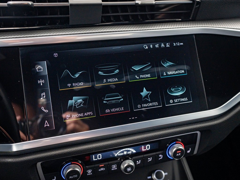 Used 2022 Audi Q3 2.0T Premium Plus image 30