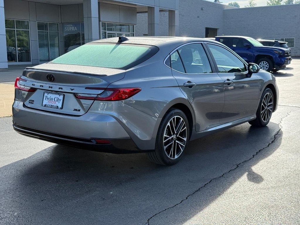 Certified 2025 Toyota Camry XLE AWD/4WD image 3