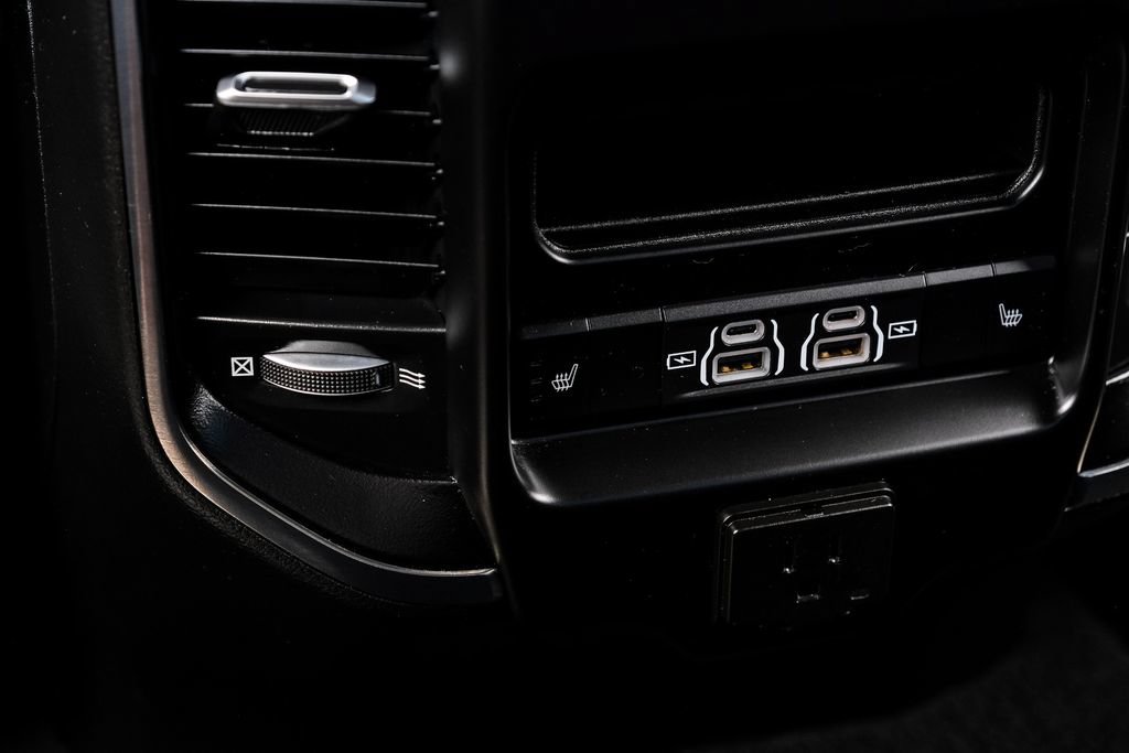 Used 2021 RAM 3500 Limited AWD/4WD image 47