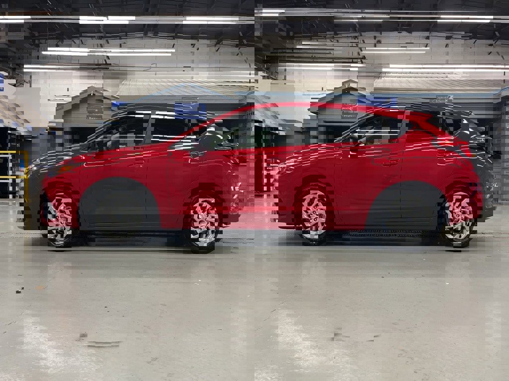 Certified 2025 Subaru Impreza 2.0i w/ Popular Package #1A image 4