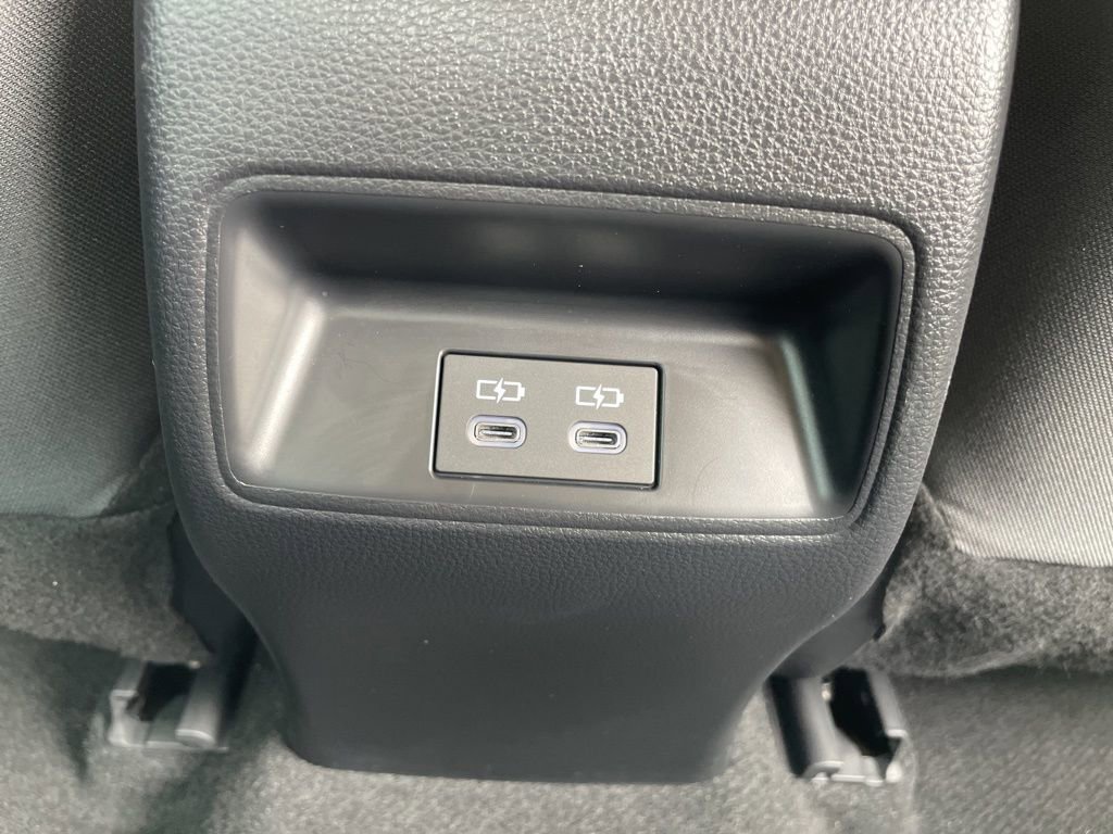 Used 2025 Toyota Corolla LE image 35