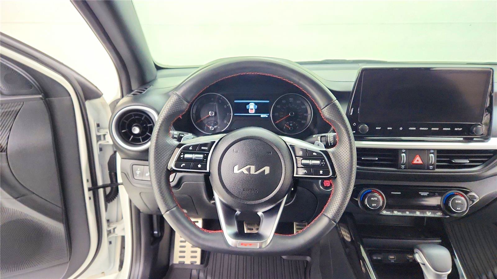 Used 2023 Kia Forte GT FWD image 16