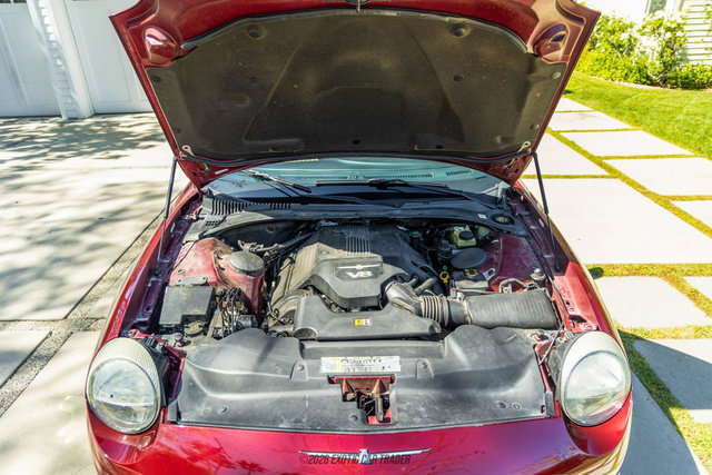 Used 2004 Ford Thunderbird Deluxe image 34