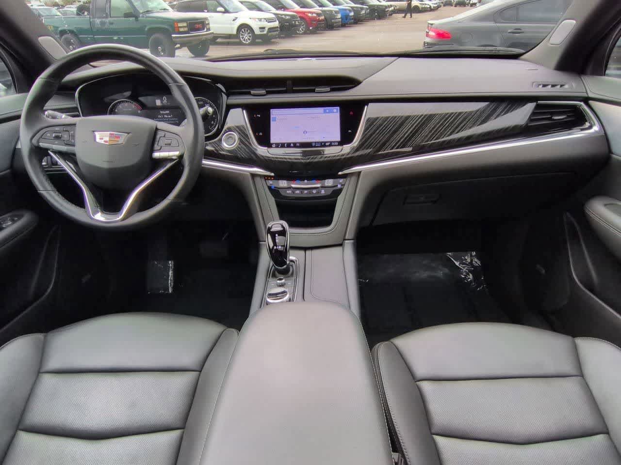 Used 2023 Cadillac XT6 Premium Luxury AWD/4WD image 15