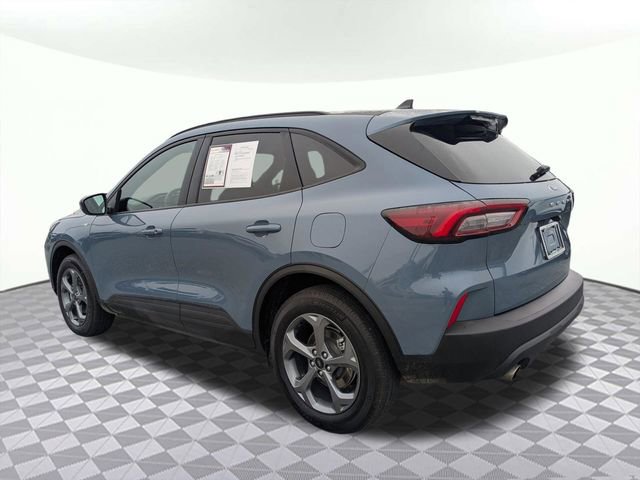 Used 2025 Ford Escape ST-Line Select AWD/4WD image 5