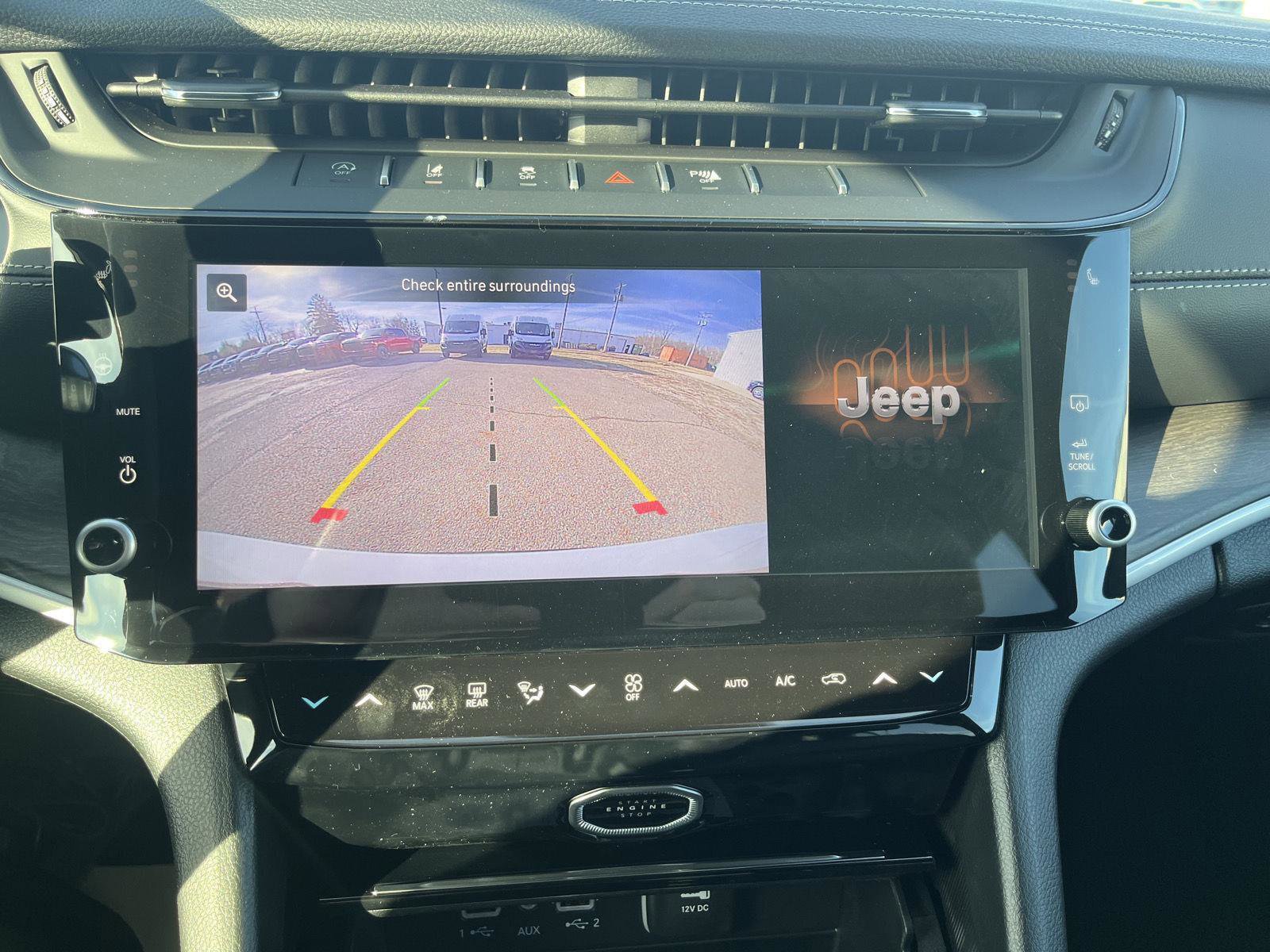 New 2026 Jeep Grand Cherokee L Limited w/ Limited Altitude Package image 23