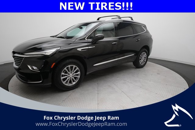 Used 2024 Buick Enclave Essence w/ LPO, Floor Liner Package image 1