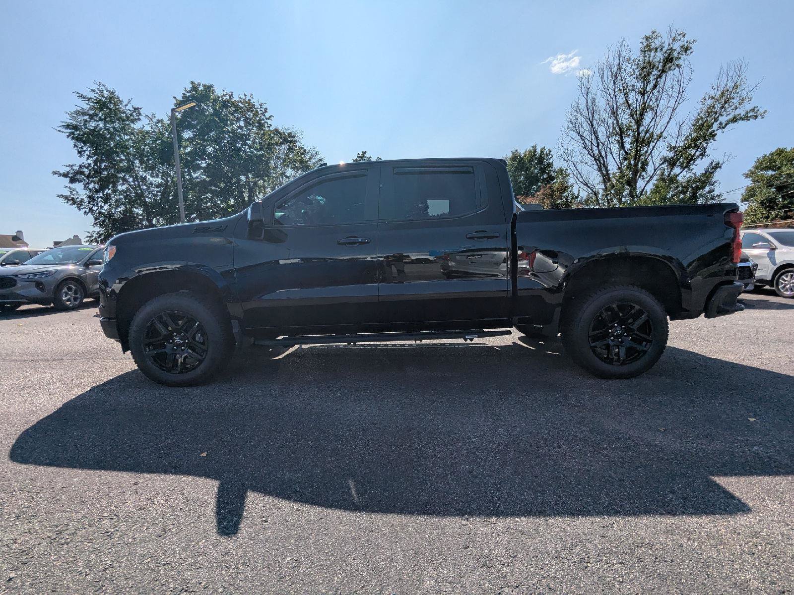 Used 2023 Chevrolet Silverado 1500 RST AWD/4WD image 4