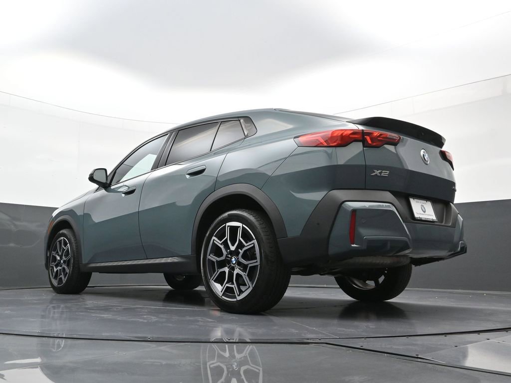 Used 2025 BMW X2 xDrive28i AWD/4WD image 25