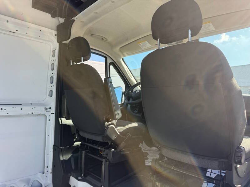 Used 2023 RAM ProMaster 3500 FWD image 13
