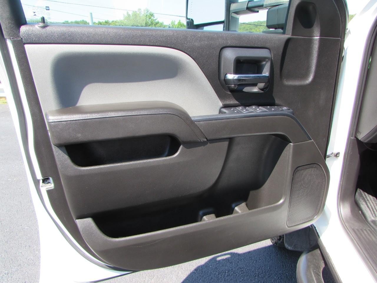 Used 2016 Chevrolet Silverado 2500 W/T w/ WT Convenience Package AWD/4WD image 13