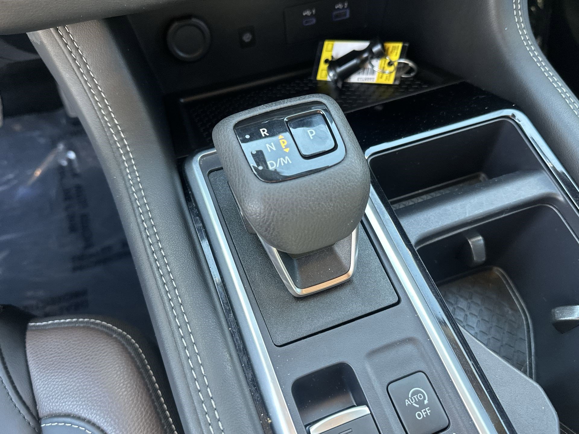 Used 2024 Nissan Pathfinder Platinum w/ Cargo Package image 23