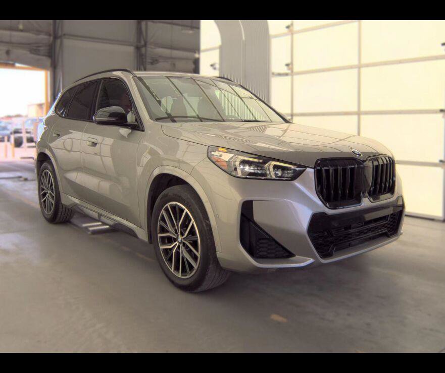 Used 2023 BMW X1 xDrive28i w/ Premium Package AWD/4WD video 1