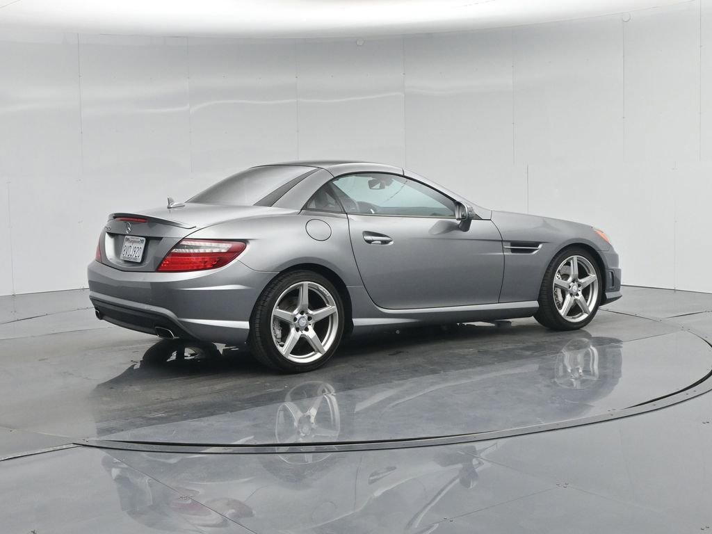 Used 2015 Mercedes-Benz SLK 250 image 22