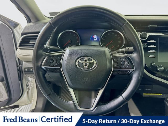 Used 2020 Toyota Camry XSE image 12