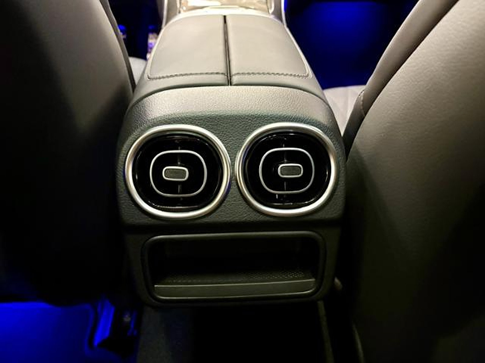 New 2026 Mercedes-Benz CLE 450 4MATIC Coupe image 24