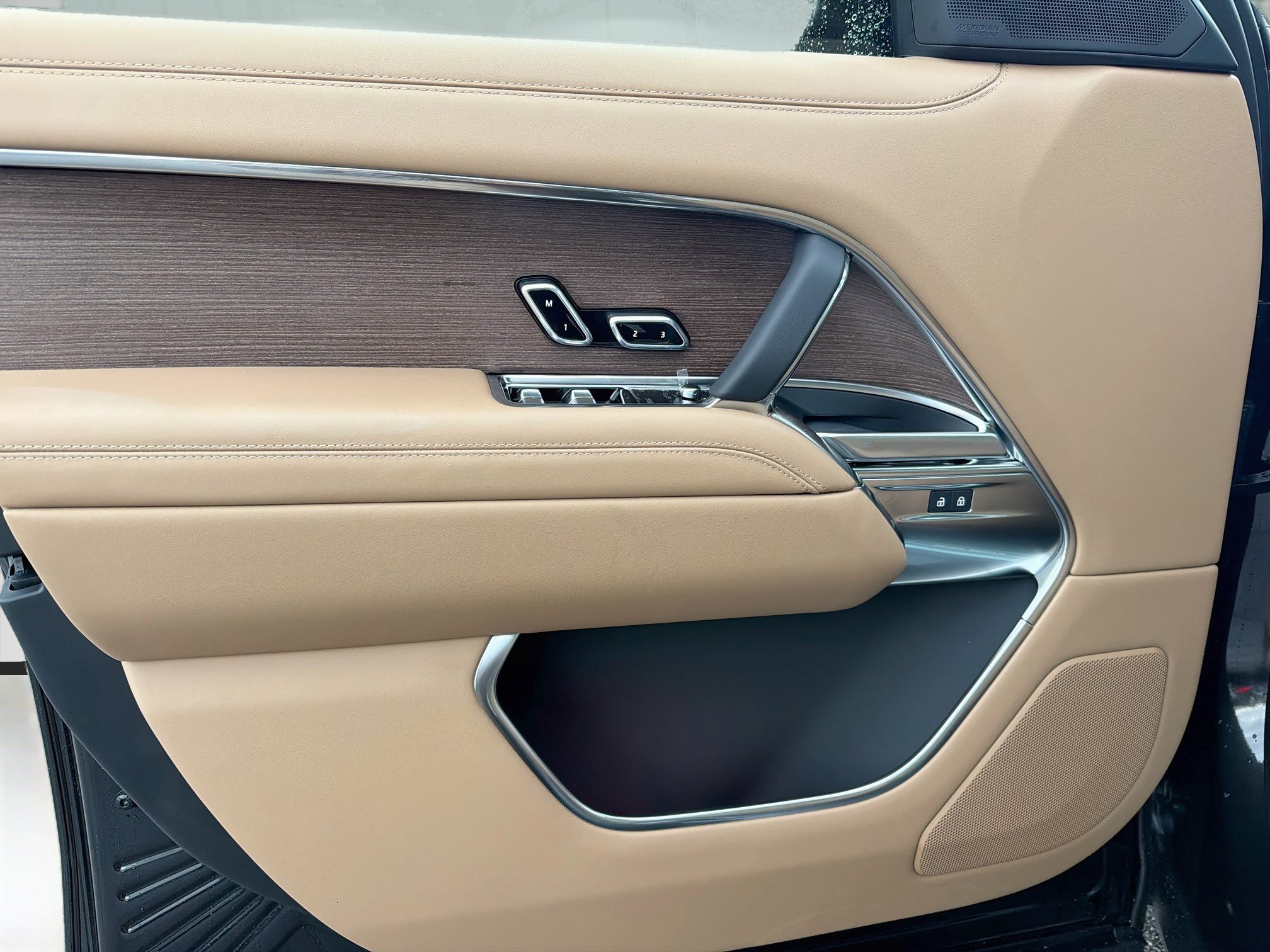 New 2026 Land Rover Range Rover SE AWD/4WD image 23