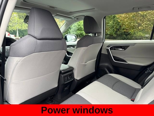 Used 2023 Toyota RAV4 XLE image 21