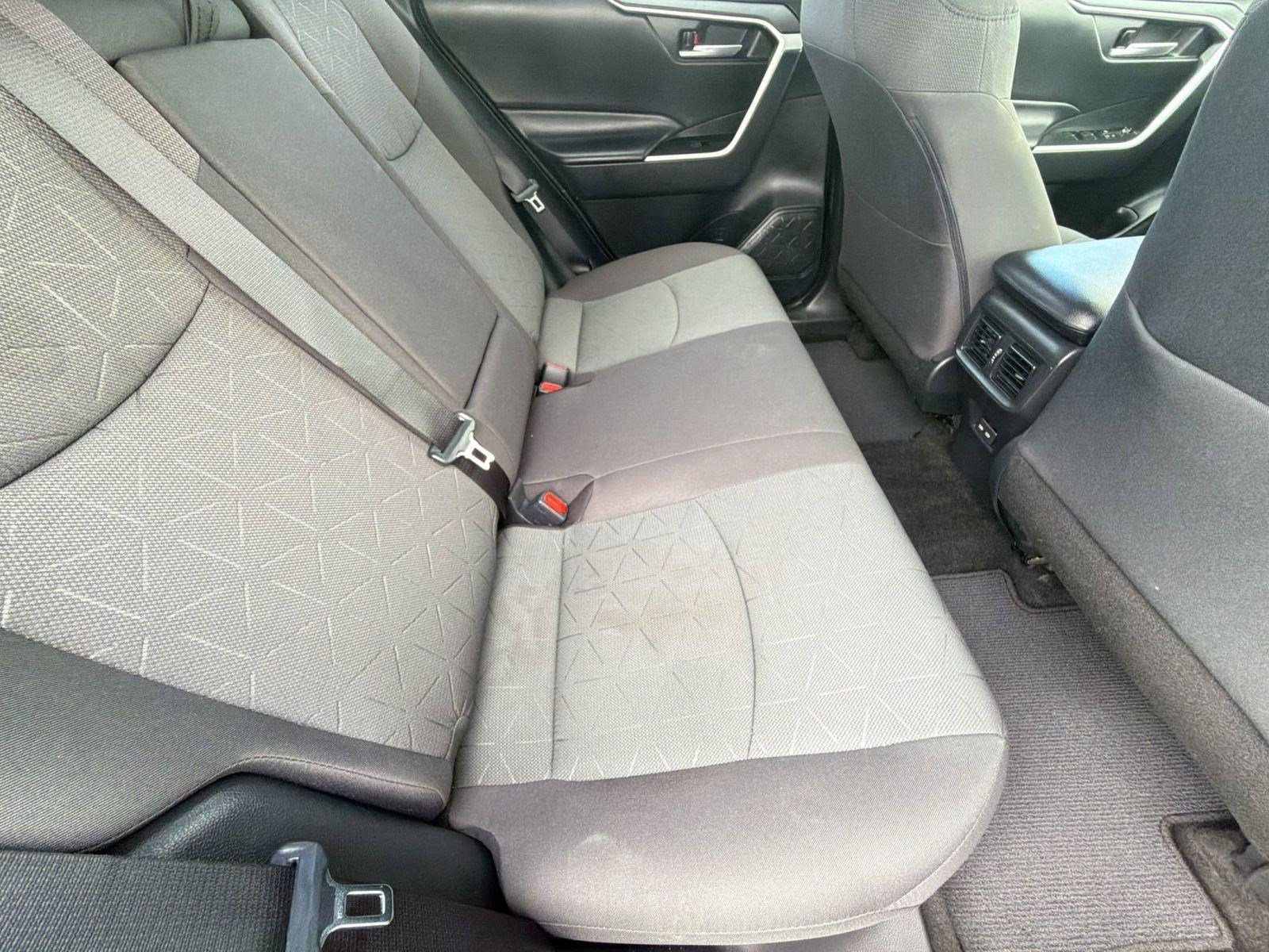 Used 2023 Toyota RAV4 XLE w/ Convenience Package FWD image 31