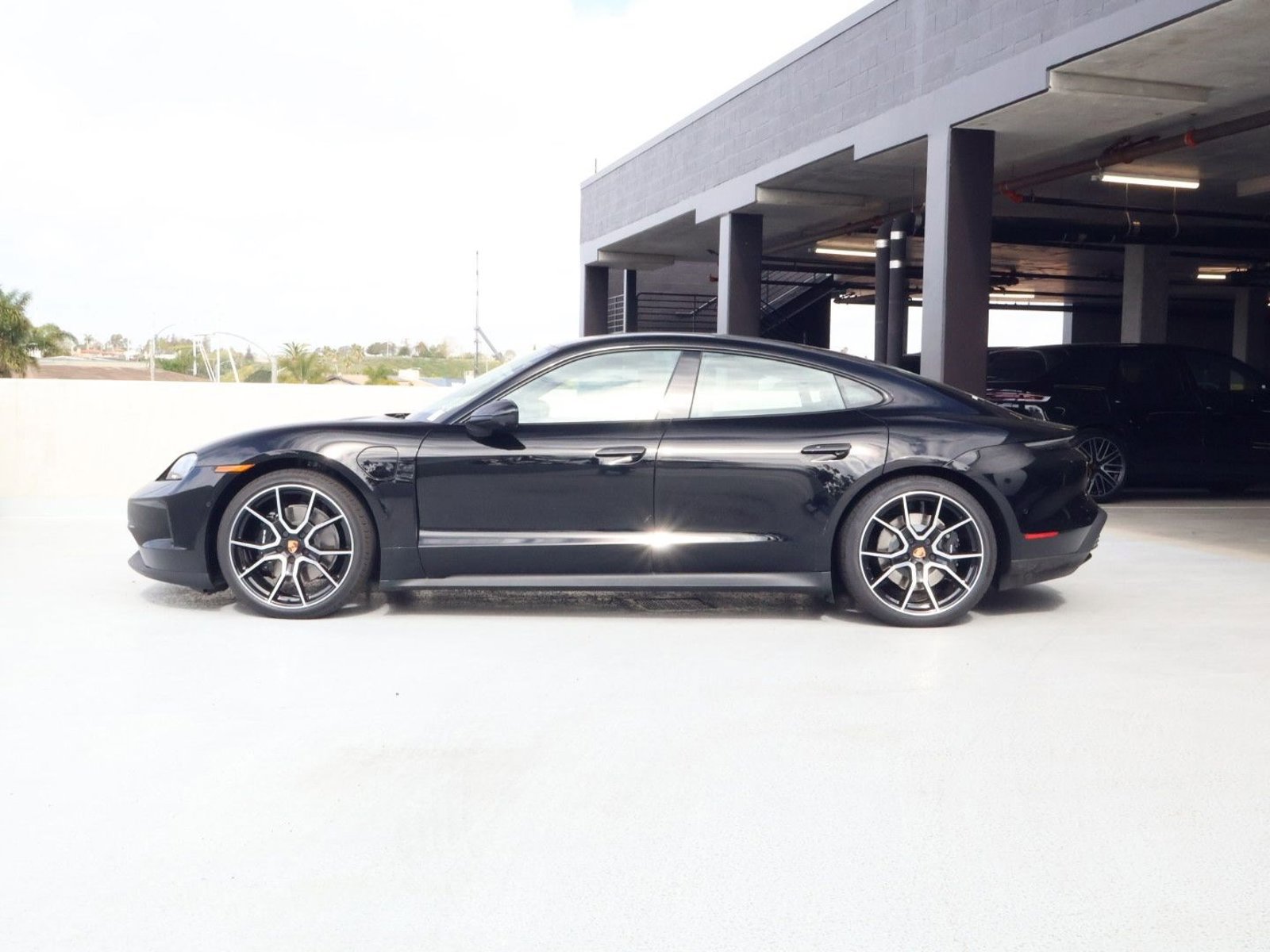 New 2026 Porsche Taycan image 2