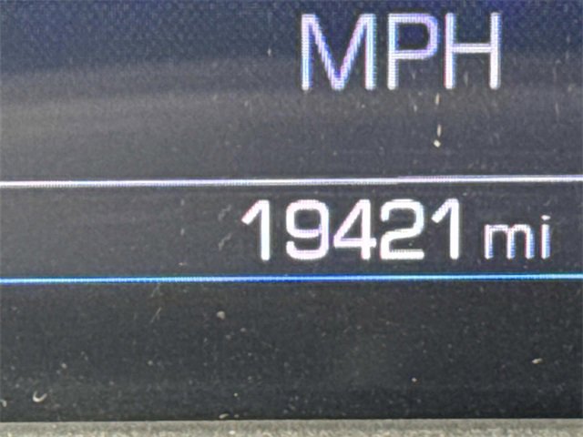 Used 2024 GMC Terrain SLE w/ Elevation Edition image 32