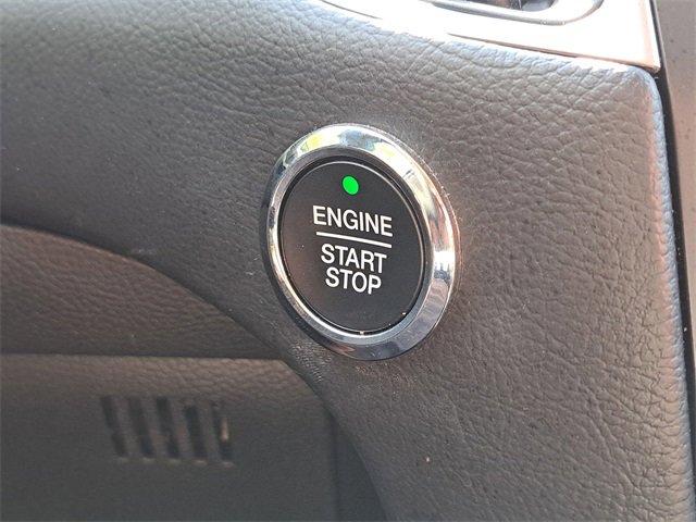 Used 2024 Ford Edge SEL image 17